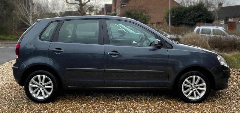 /photos/2007_vw_polo_se.jpg